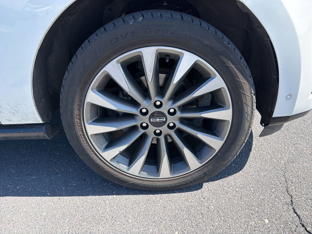 Certified 2021 Lincoln Navigator Reserve w/ Luxury Package image 10