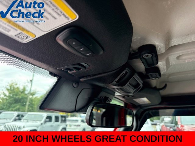 Used 2024 Jeep Wrangler Unlimited w/ Convenience Group AWD/4WD image 34