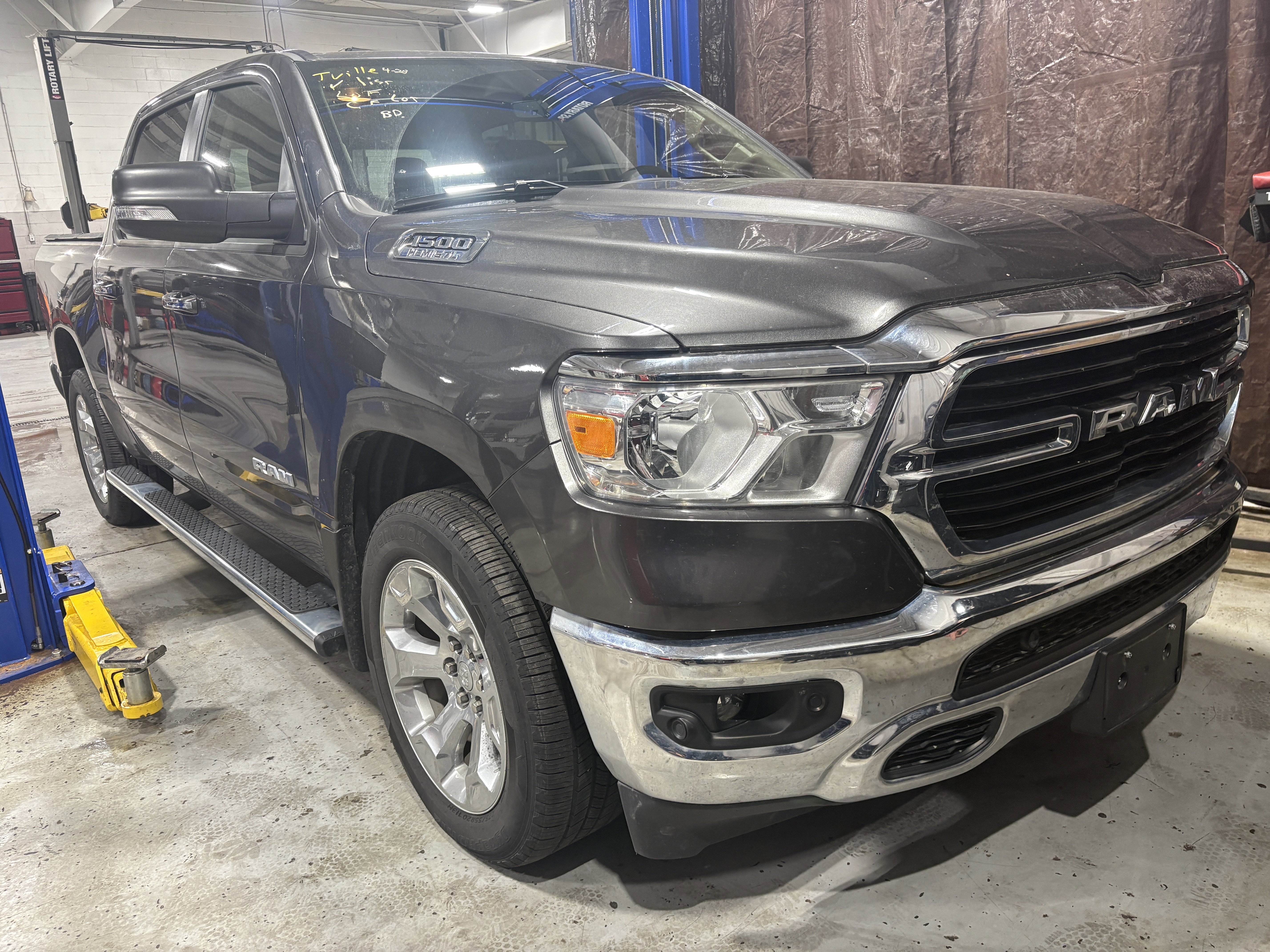 Used 2020 RAM 1500 Big Horn AWD/4WD image 2