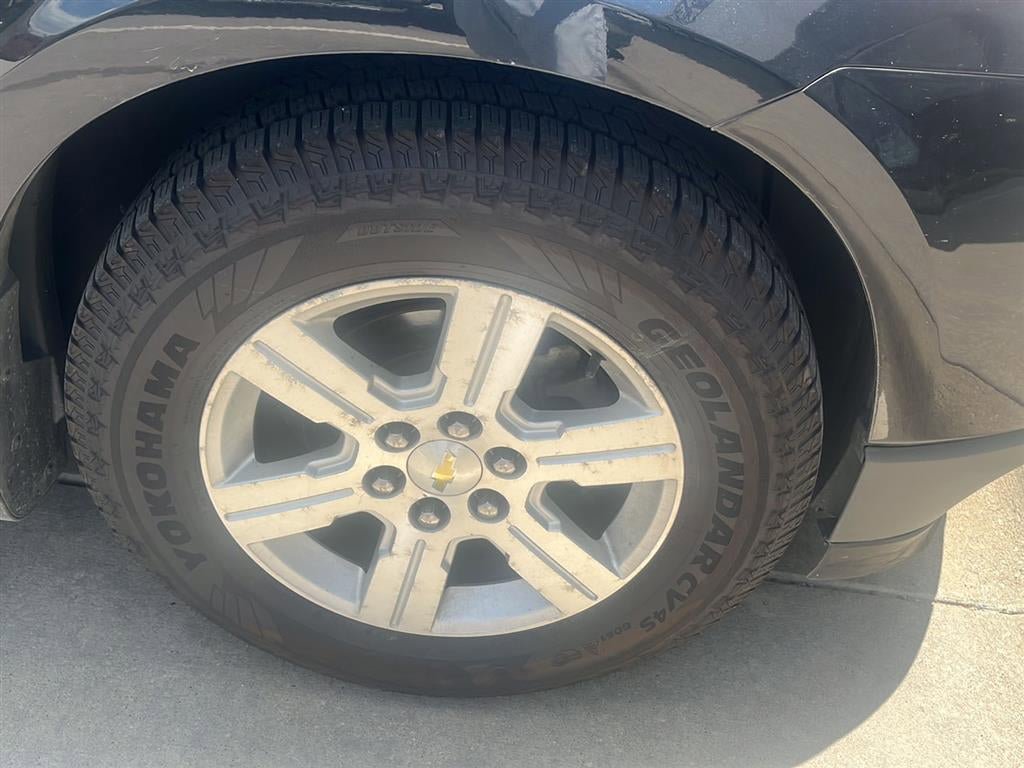 Used 2011 Chevrolet Traverse LT w/ Personal Connectivity Package FWD image 14