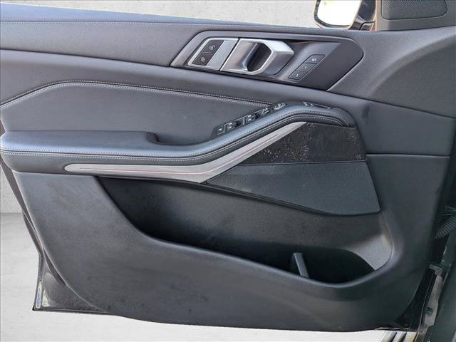 Used 2023 BMW X5 sDrive40i RWD image 11