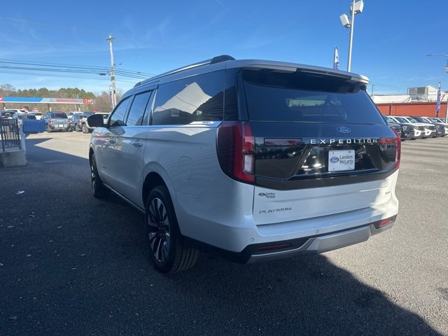 Used 2025 Ford Expedition Max Platinum w/ Driver's Package image 5
