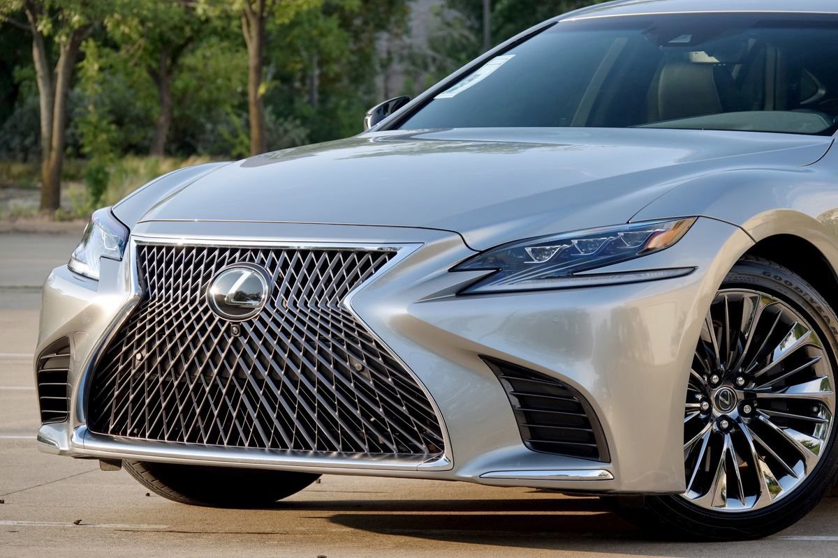 Used 2019 Lexus LS 500 image 21