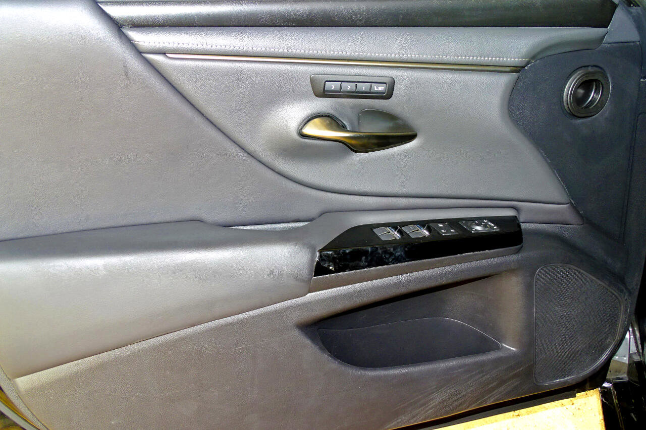 Used 2022 Lexus ES 350 w/ Premium Package image 12