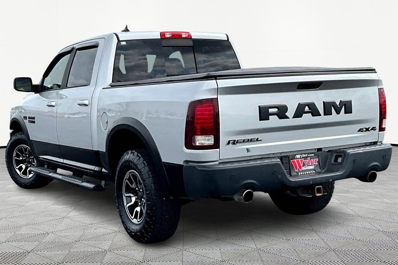 Used 2017 RAM 1500 Rebel w/ Luxury Group image 4