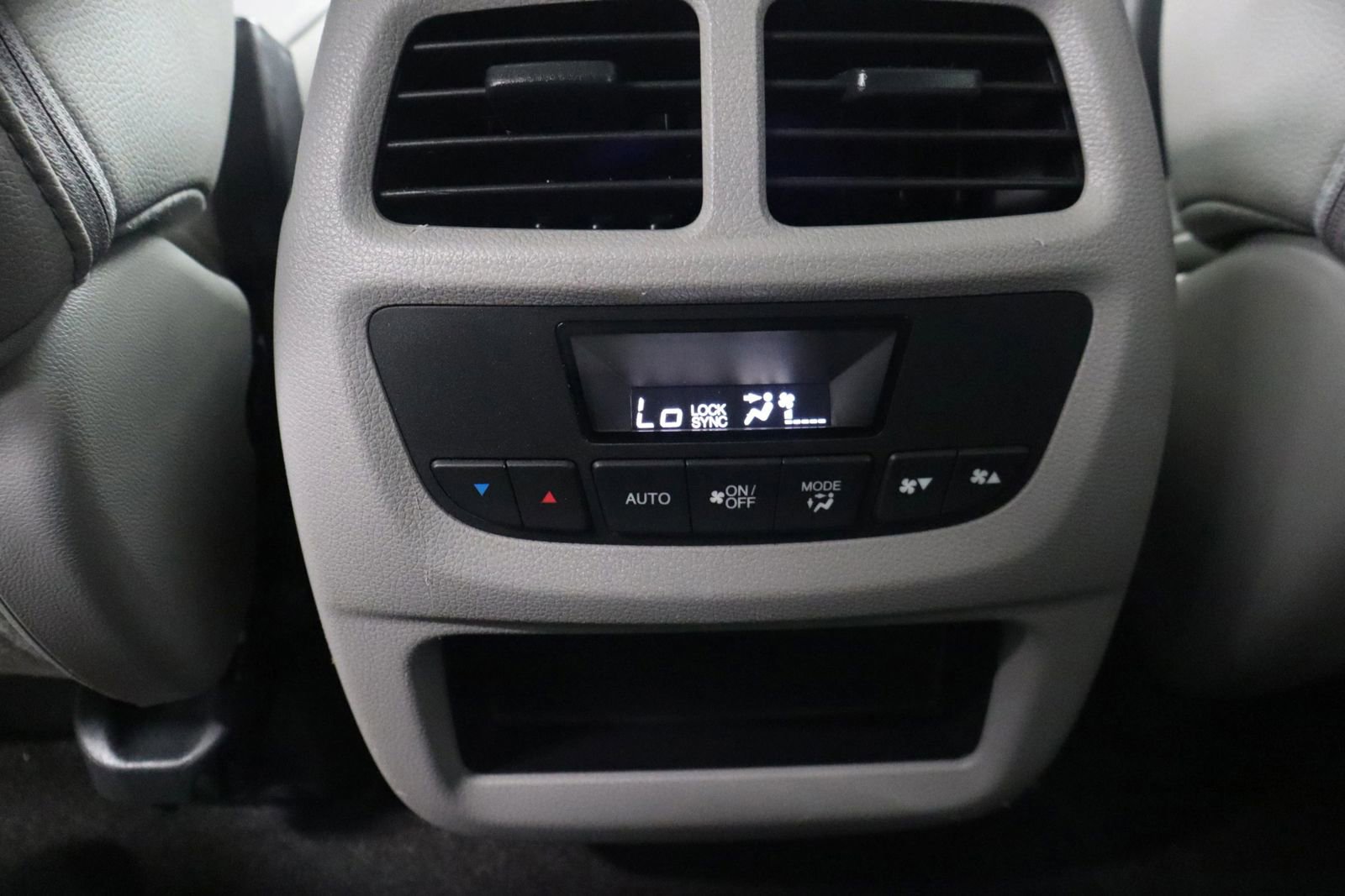 Used 2016 Honda Pilot EX-L image 31