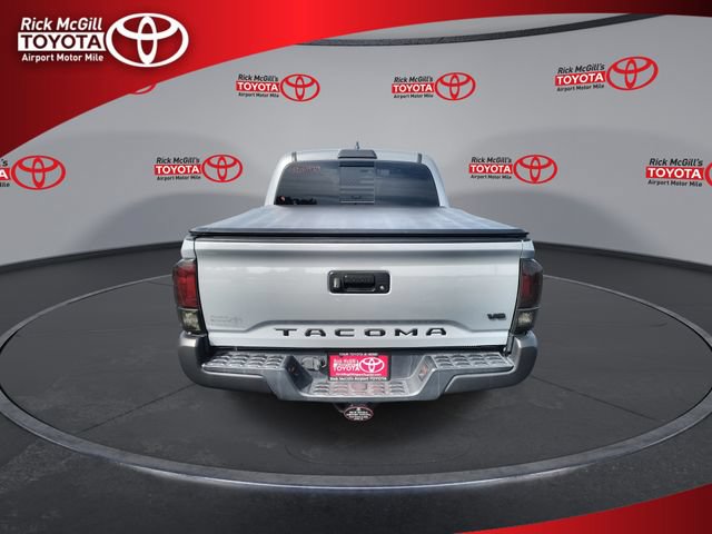 Used 2019 Toyota Tacoma TRD Off-Road AWD/4WD image 7