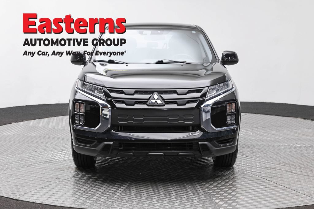 Used 2025 Mitsubishi Outlander Sport LE AWD/4WD image 4