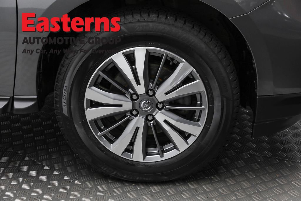 Used 2020 Nissan Pathfinder S image 34