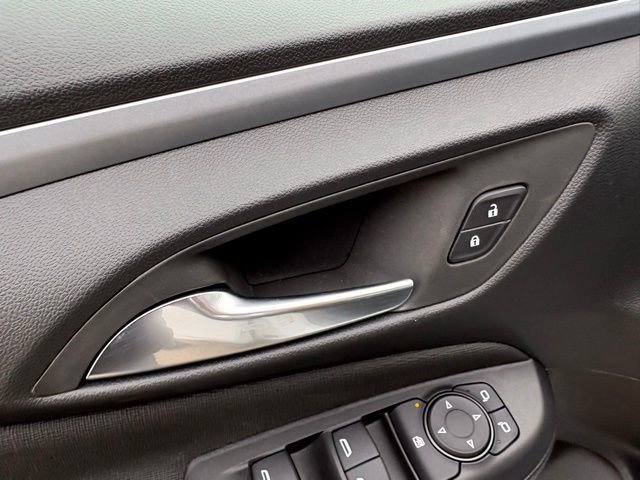 New 2026 Buick Envista Sport Touring w/ Convenience I Package FWD image 8