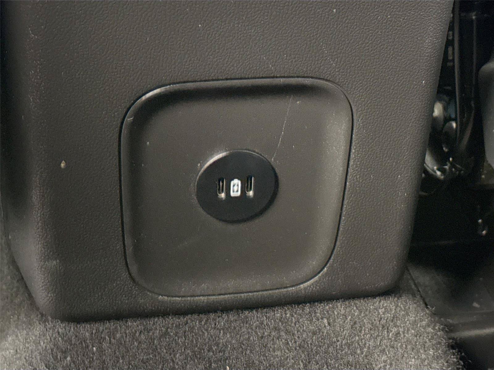 Used 2025 Ford Escape ST-Line FWD image 33