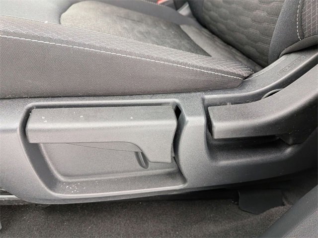 Used 2024 Nissan Pathfinder S image 12