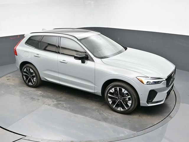New 2026 Volvo XC60 B5 Plus w/ Protection Package Premier image 37