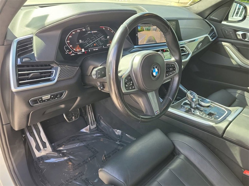 Used 2022 BMW X5 M50i w/ Executive Package image 25