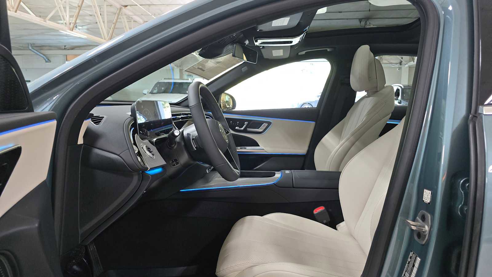 New 2026 Mercedes-Benz E 350 4MATIC Sedan image 20