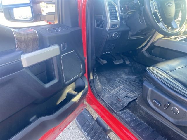 Used 2018 Ford F250 Lariat w/ Lariat Ultimate Package AWD/4WD image 10