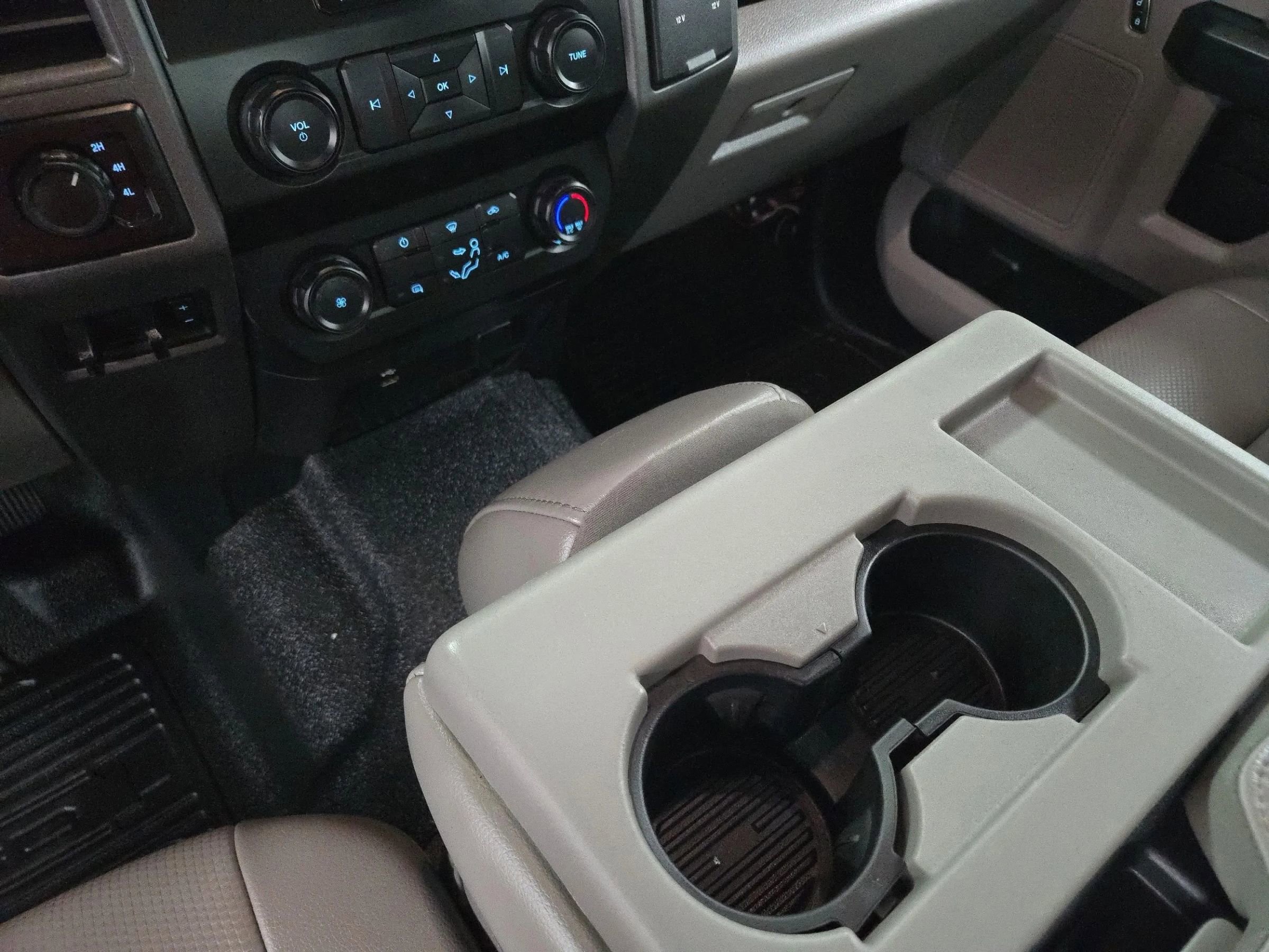 Used 2020 Ford F250 XL w/ Power Equipment Group image 15