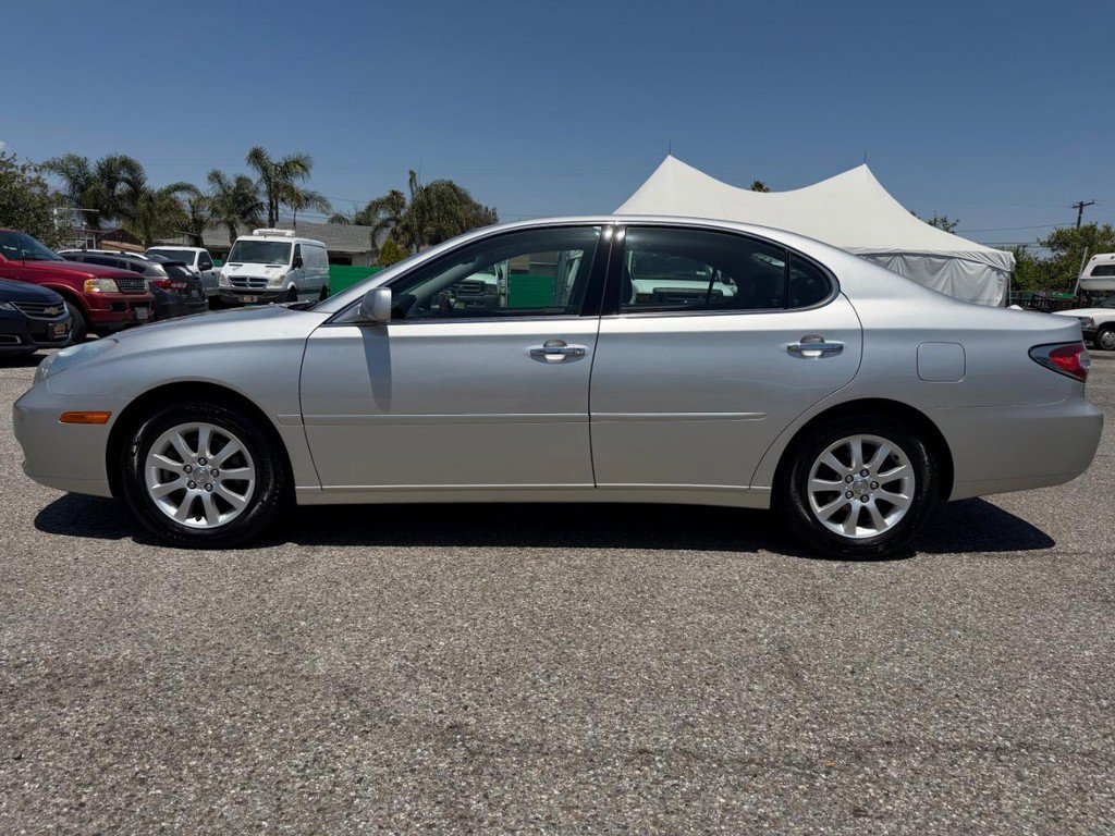 Used 2003 Lexus ES 330 FWD image 10
