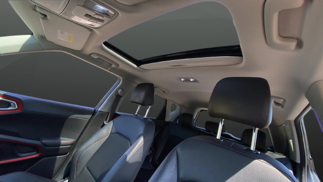Used 2023 Kia Soul GT-Line w/ GT-Line Technology Package FWD image 23