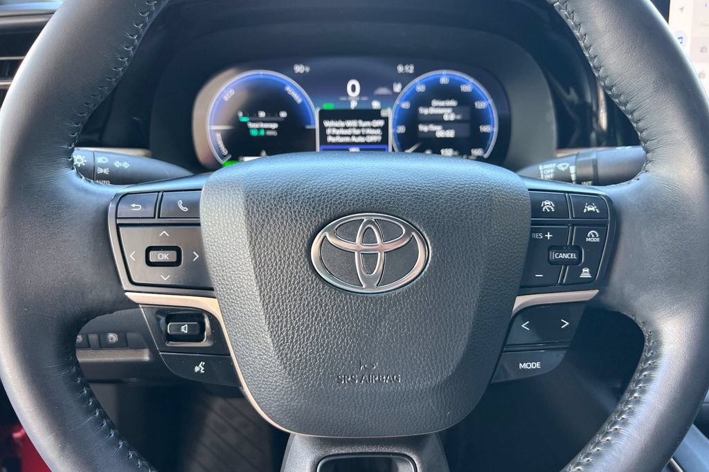 Certified 2023 Toyota Crown AWD/4WD image 24