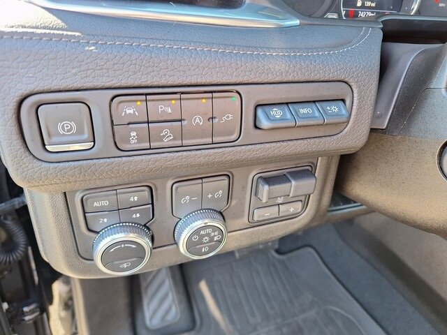 Used 2021 GMC Yukon Denali w/ Denali Ultimate Package image 26