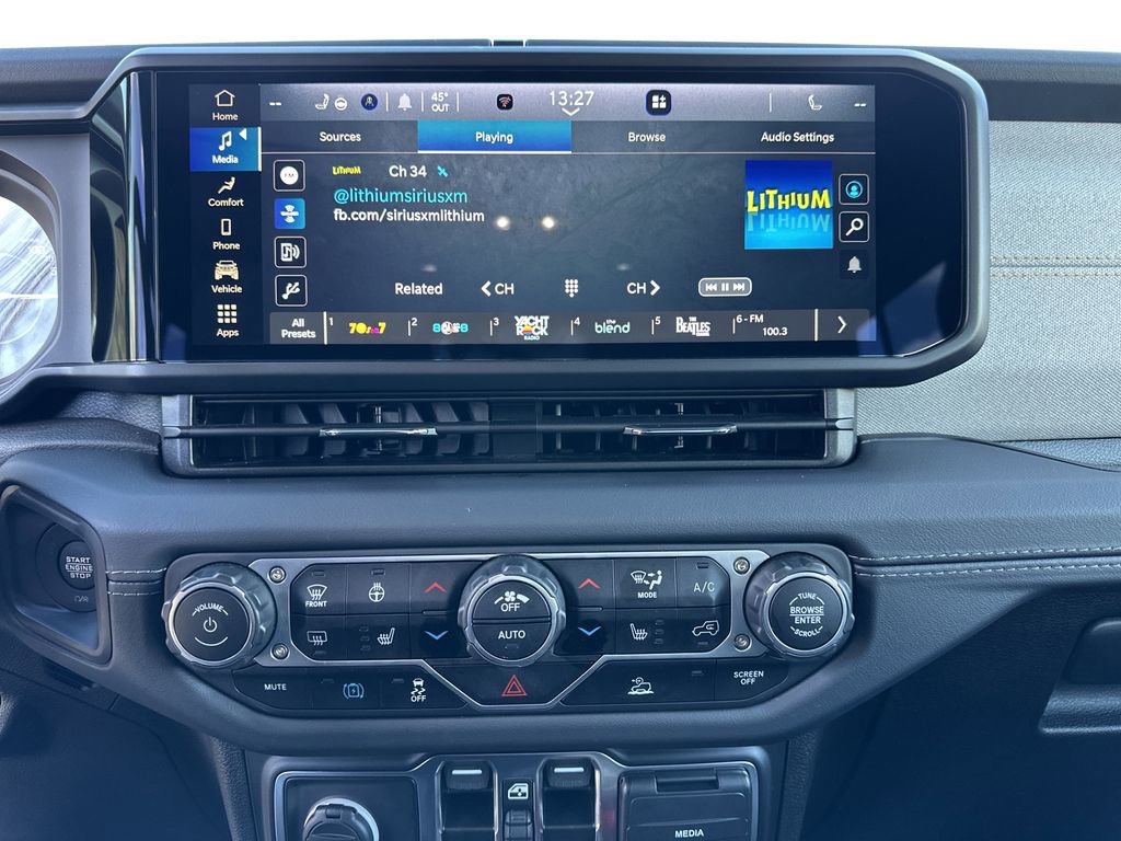 Certified 2025 Jeep Wrangler Unlimited Sahara image 11