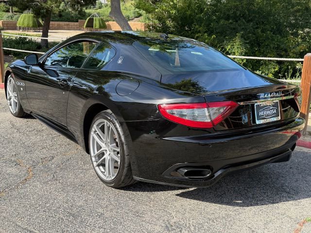 Used 2017 Maserati GranTurismo Sport RWD image 2