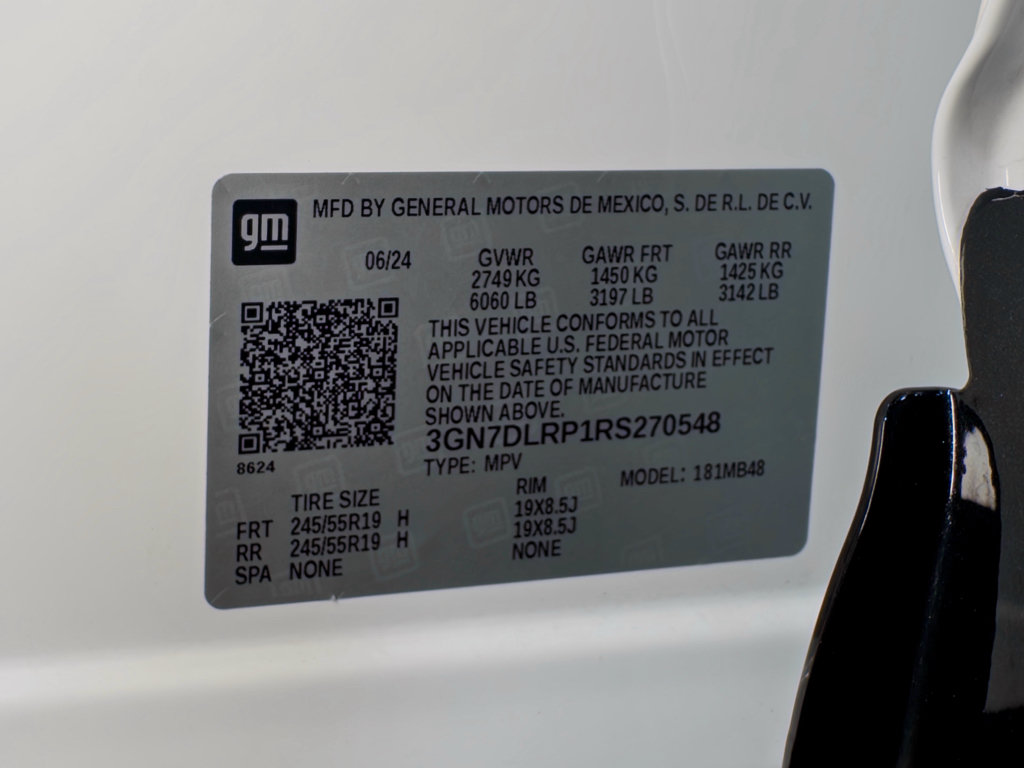 Used 2024 Chevrolet Equinox EV LT FWD image 28