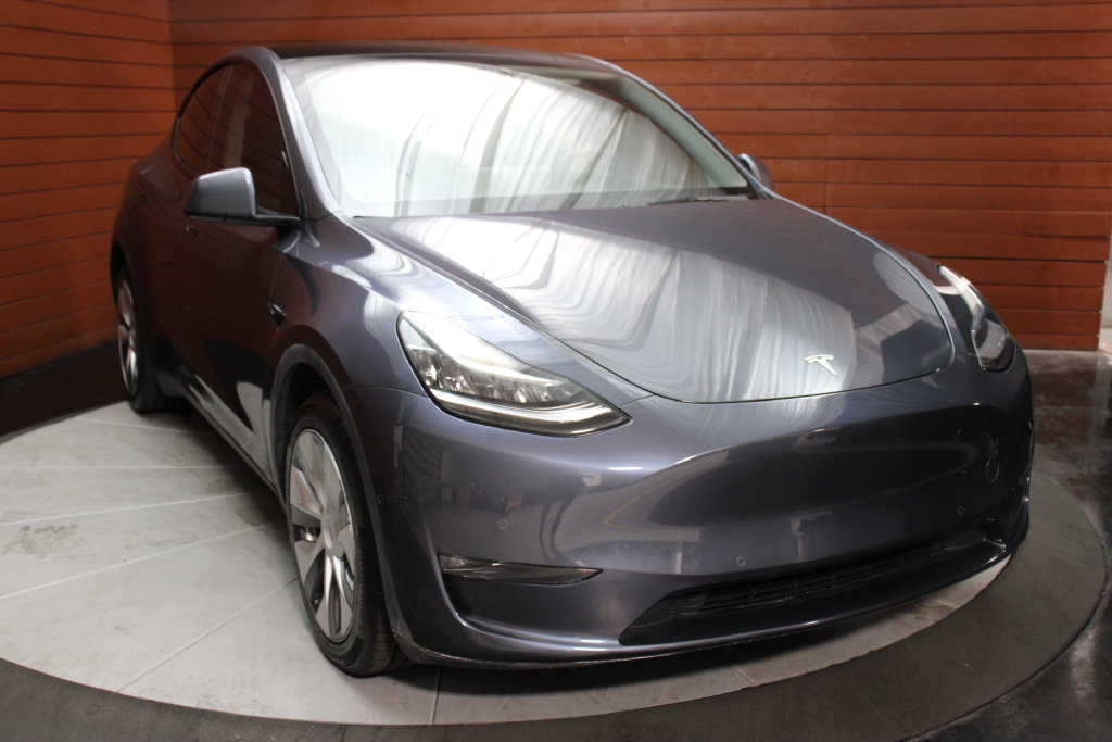 Used 2022 Tesla Model Y Long Range AWD/4WD image 13