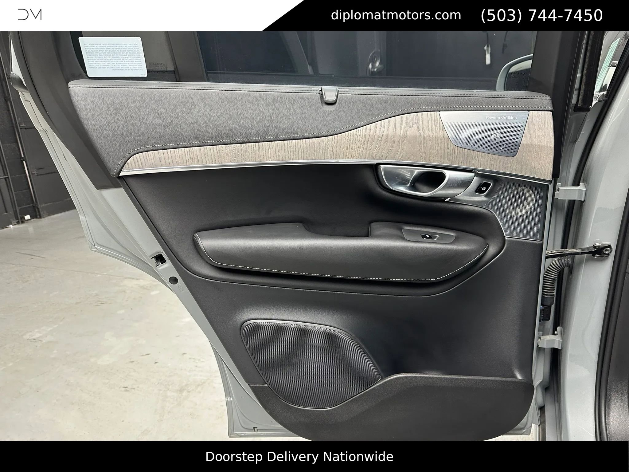 Used 2024 Volvo XC90 T8 Ultimate w/ Protection Package Premier image 30