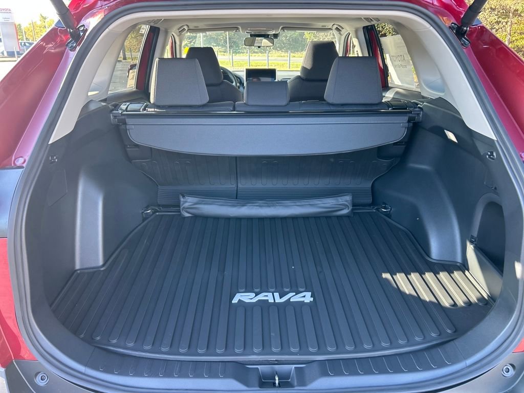 New 2025 Toyota RAV4 XLE image 23