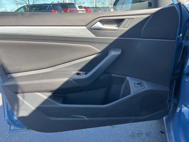 Used 2025 Volkswagen Jetta Sport image 24