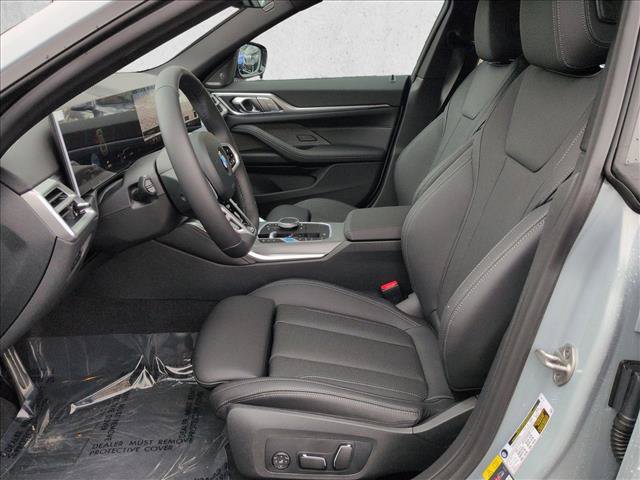 Used 2026 BMW i4 xDrive40i w/ M Sport Package AWD/4WD image 4