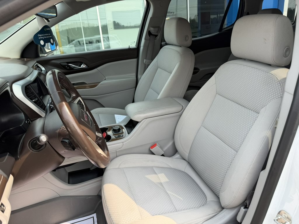 Certified 2020 GMC Acadia SLE w/ Driver Convenience Package AWD/4WD image 18