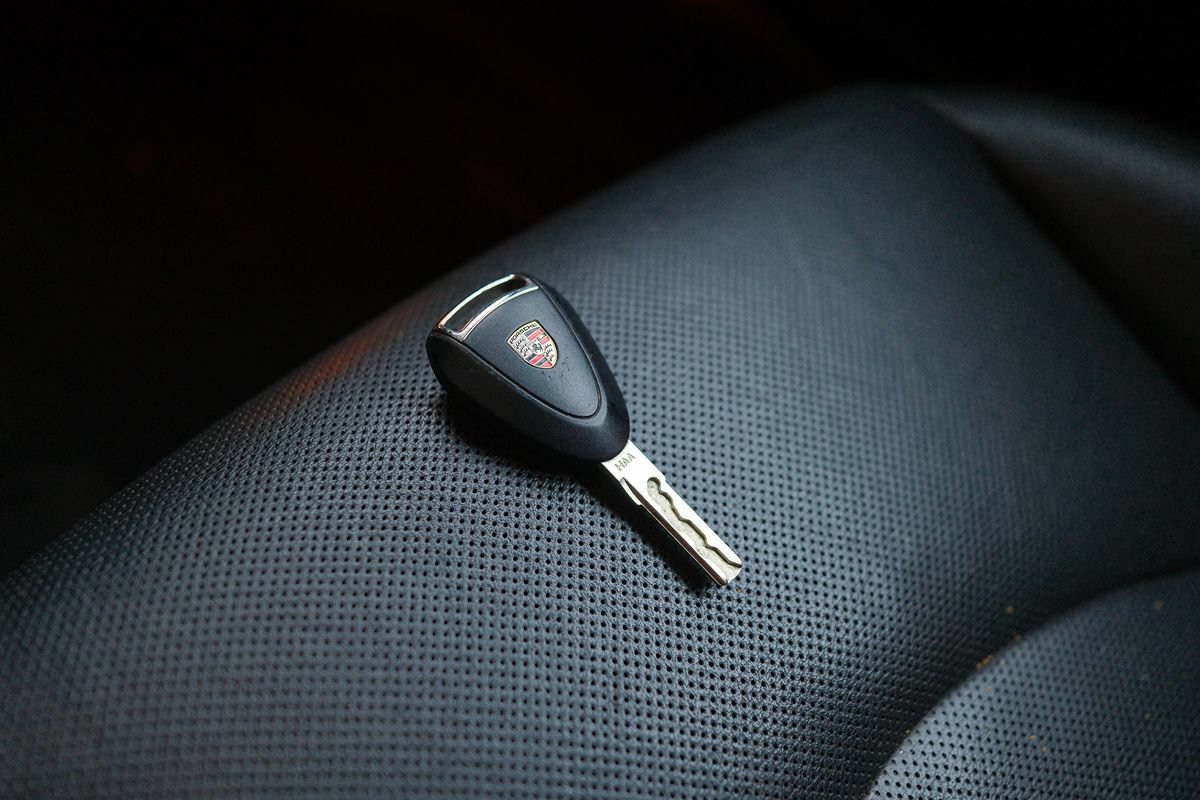 Used 2012 Porsche Boxster RWD image 7