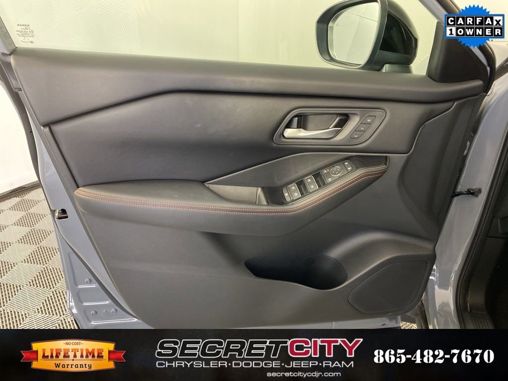 Used 2025 Nissan Rogue SV w/ Rock Creek Premium Package image 12