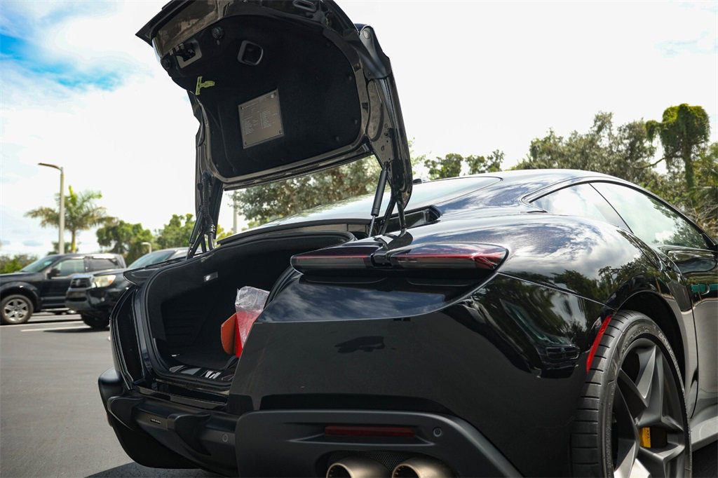 Certified 2023 Ferrari Roma image 16