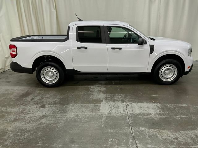 Used 2024 Ford Maverick XL FWD image 2