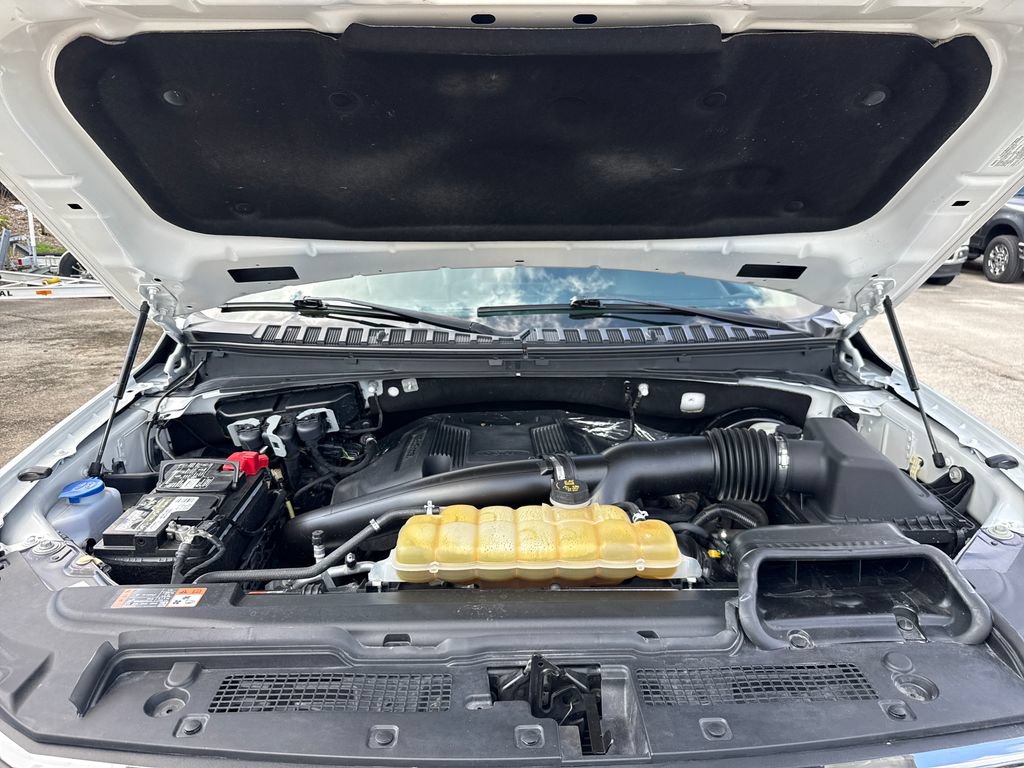 Used 2020 Ford Expedition Max XLT w/ Equipment Group 202A RWD image 32