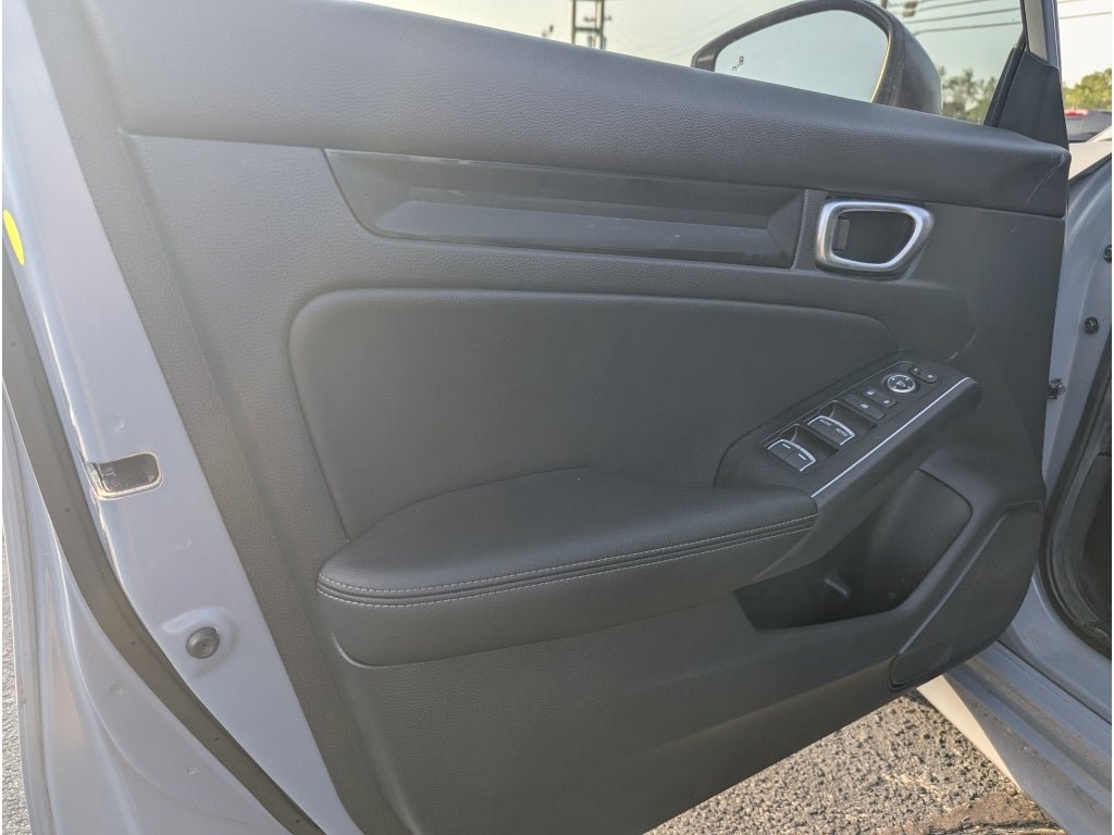 Used 2024 Honda Civic Touring image 16