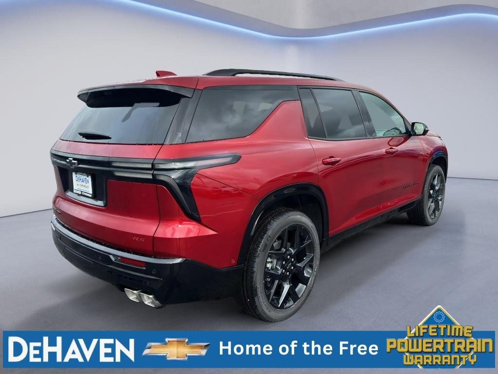 New 2026 Chevrolet Traverse RS w/ LPO, Floor Liner Package AWD/4WD image 5