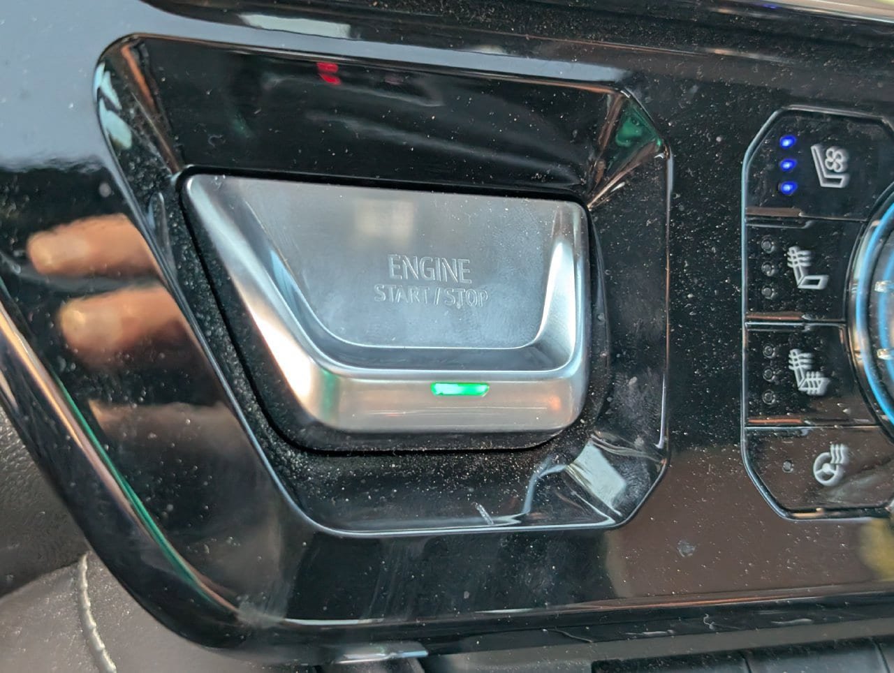 Used 2025 GMC Sierra 1500 Denali Ultimate AWD/4WD image 18
