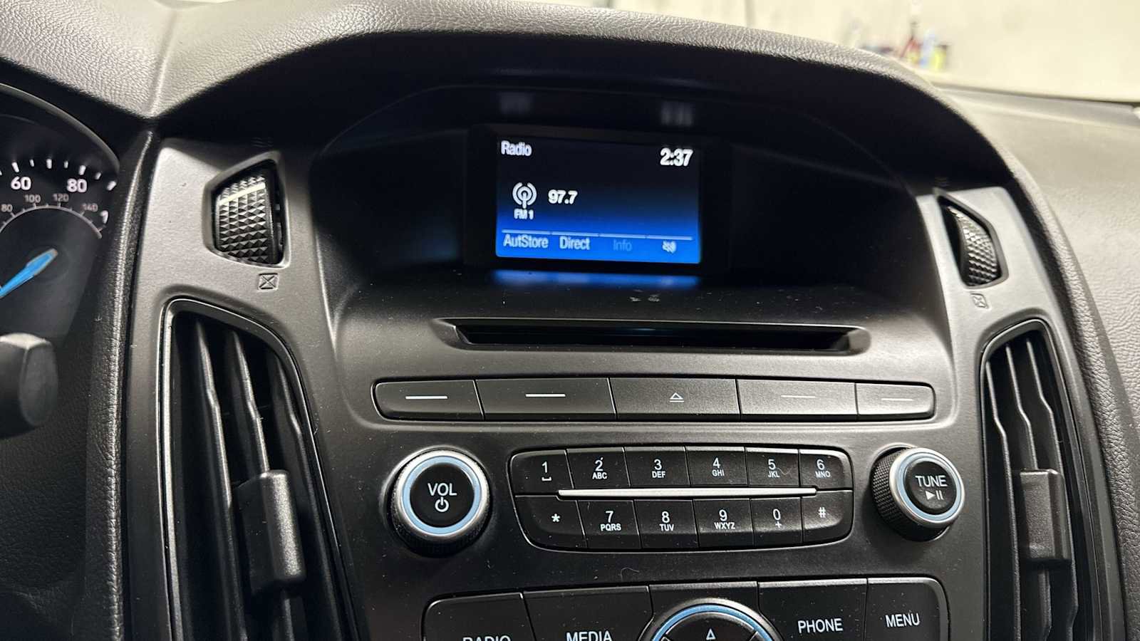 Used 2017 Ford Focus S image 18