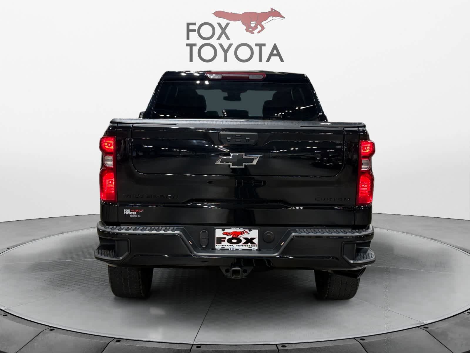 Used 2025 Chevrolet Silverado 1500 Custom Trail Boss w/ Turbomax Blackout Package AWD/4WD image 5
