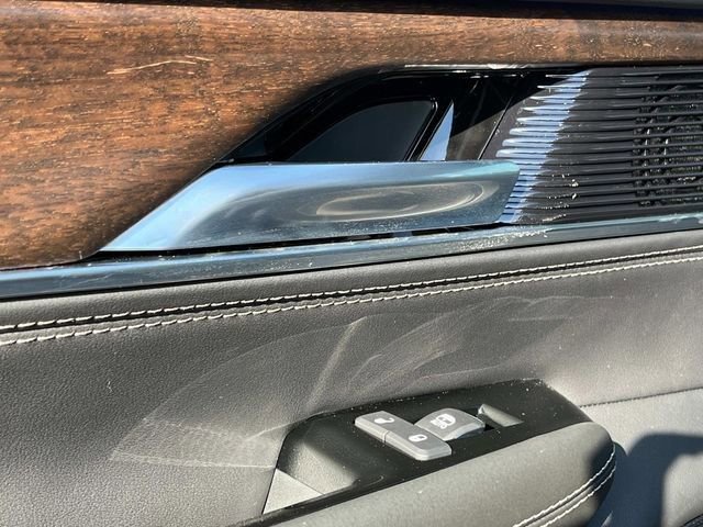 New 2024 Jeep Grand Wagoneer Series I w/ Flexible Seating Group image 9