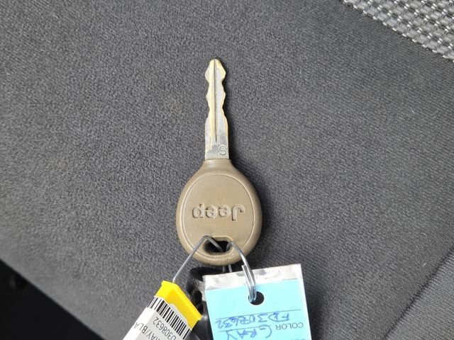 Used 2015 Jeep Patriot Sport FWD image 31