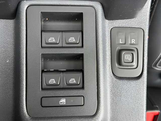 Used 2025 Ford Bronco Outer Banks AWD/4WD image 10