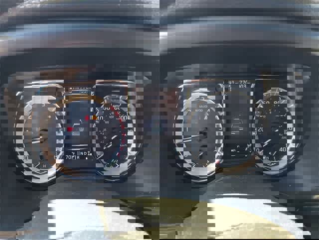 Used 2018 Nissan Titan Platinum Reserve w/ Platinum Utility Package image 11