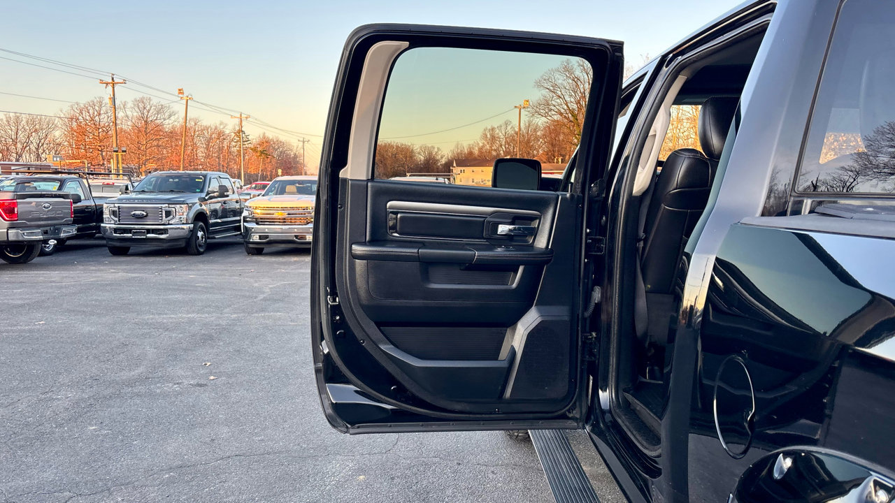 Used 2015 RAM 1500 Sport w/ Convenience Group image 17