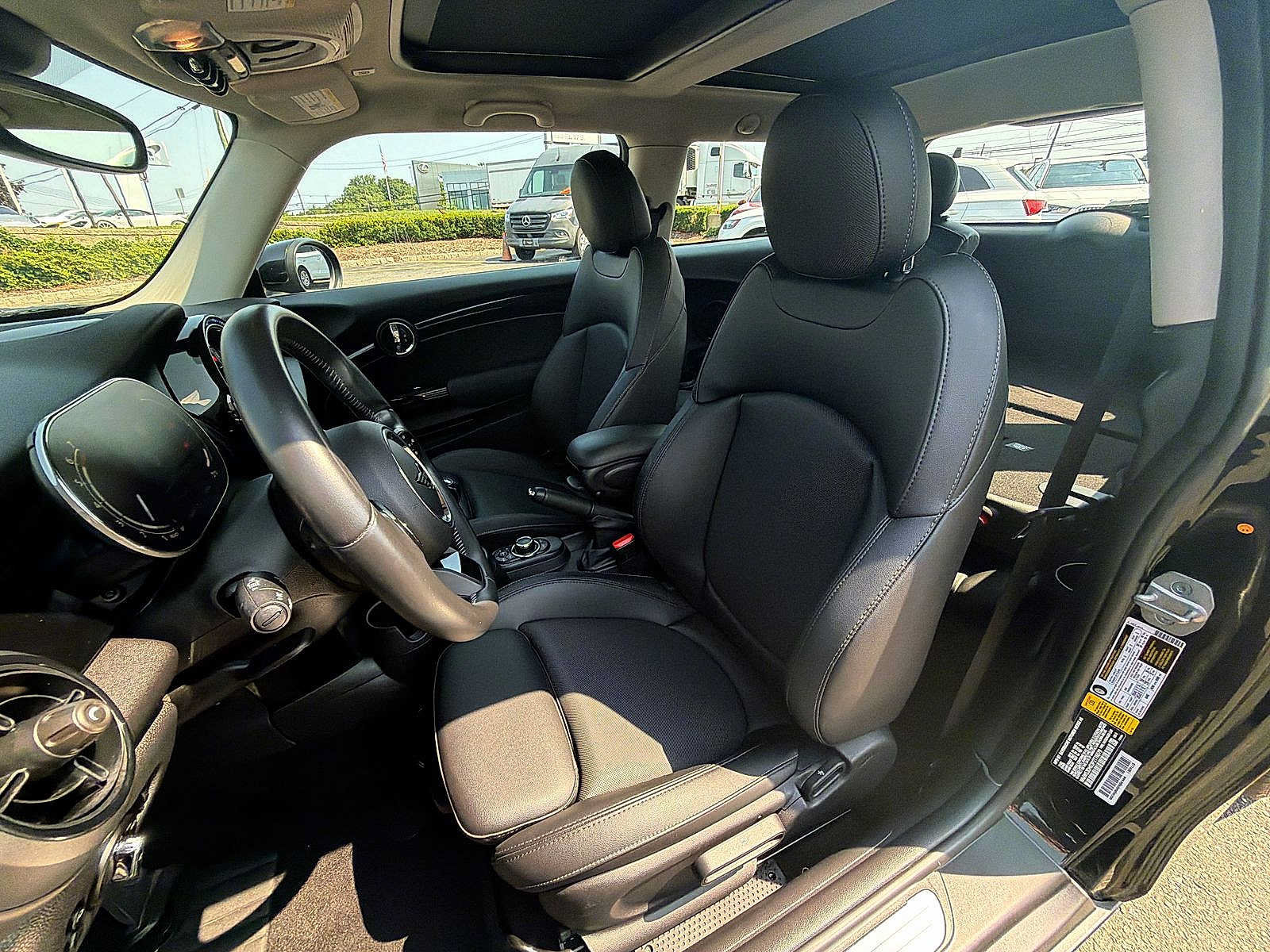 Used 2023 MINI Cooper S FWD image 19